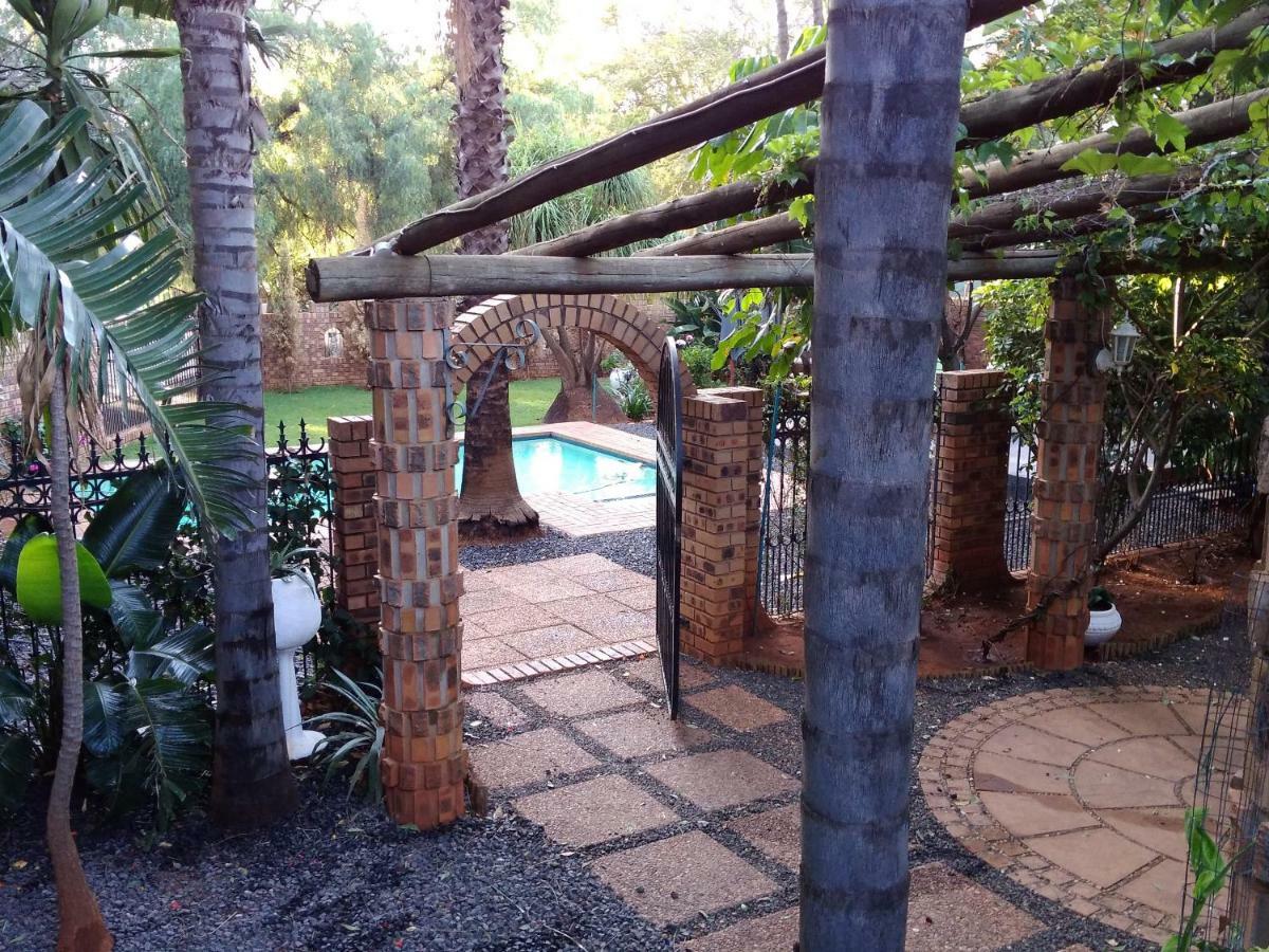 A Knights Rest Guesthouse Pretoria-Noord Exteriér fotografie